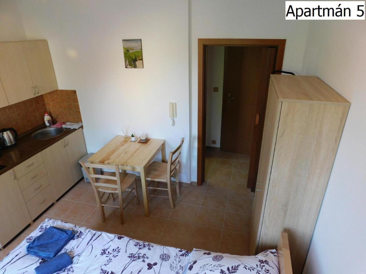 Apartmany ฮอร์นี ปลานา ภายนอก รูปภาพ